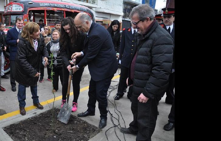 inauguracion-plaza-armengol-10