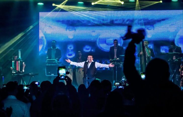 Mario Luis se suma al festejo de Carnaval en Lomas de Zamora.&nbsp;