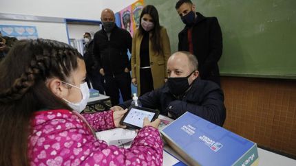Se repartirán 10 mil tablets para estudiantes de 6º año.