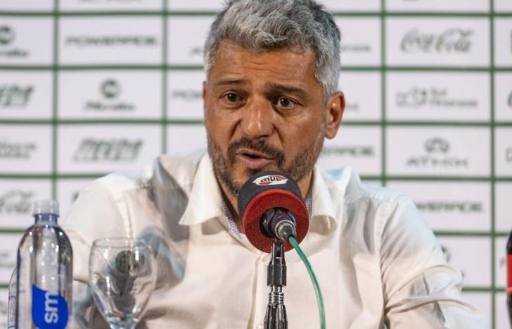 Munúa, el DT de Banfield, se fue conforme tras la derrota ante River.