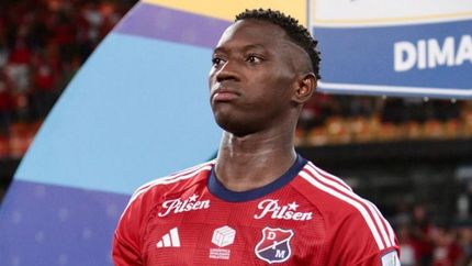 Mender García no renovó con DIM y busca club. Banfield lo quiere.