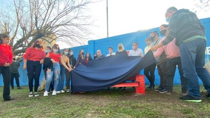 Está ubicado en Lavalle y Frías.