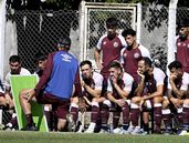 Lanús se prepara bajo las órdenes de Mauricio Pellegrino.