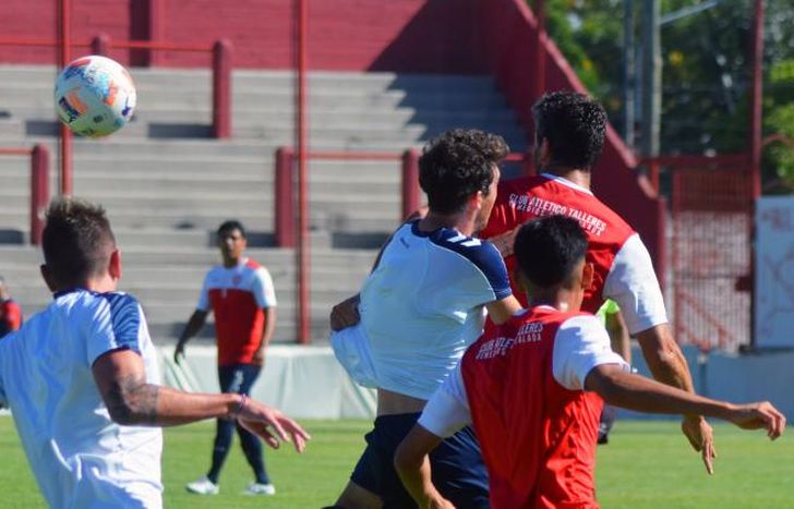 Talleres rearmó el plantel para dar pelea en la B Metropolitana.