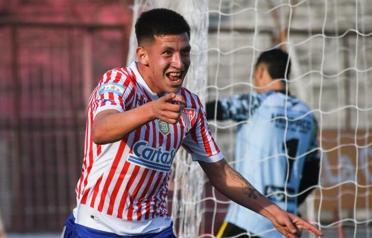 Barbas, en dos partidos como titular, tiene un gol y una asistencia.