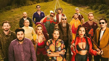 La Delio Valdez, numerosa formación.