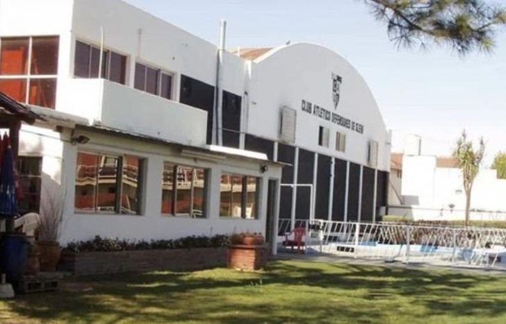 Club Defensores de Glew.