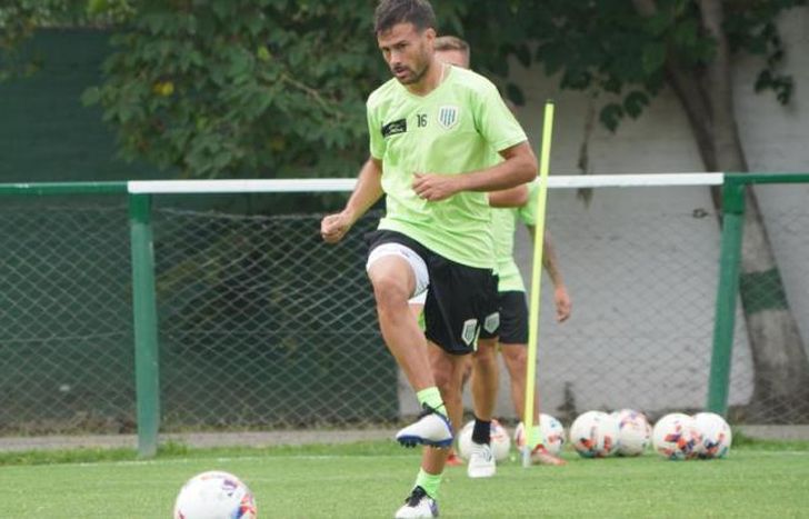 Cvitanich ya entrena con sus nuevos compañeros.