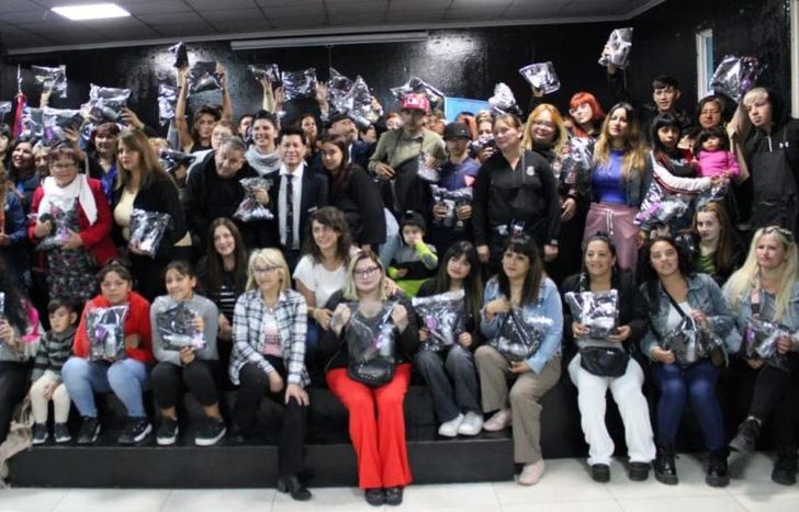 Al encuentro en el Centro Cultural Fiorito asistieron 70 estudiantes.