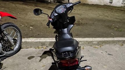 La moto recuperada por la Policía.