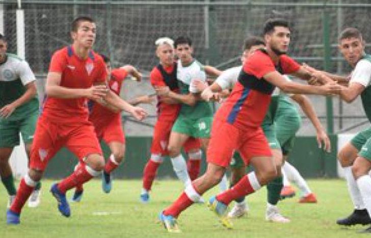 Los Andes arrancó ganando pero terminó derrotado.