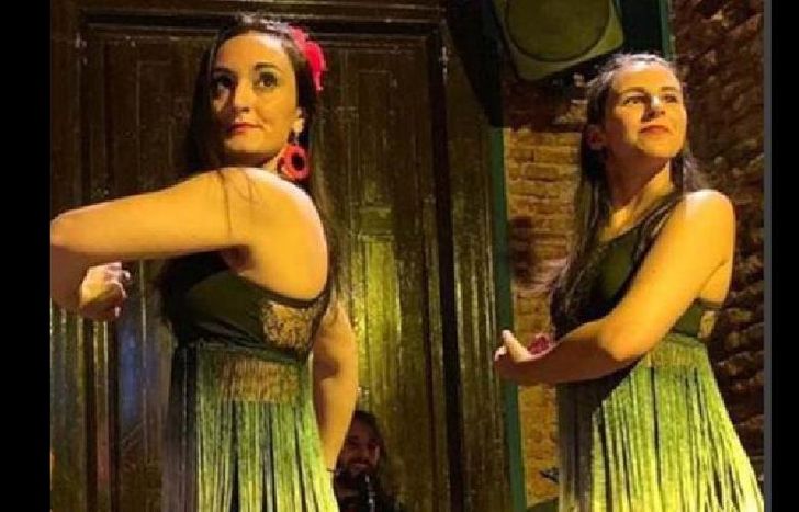 LA PUESTA TIENE CINCO ARTISTAS EN ESCENA.