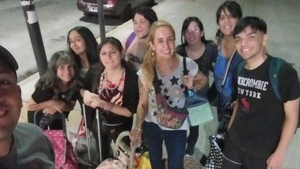 Salen a las calles todos los lunes y miércoles a las 19.