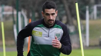 José Álvarez necesita más ritmo de fútbol. José Álvarez necesita más ritmo de fútbol.