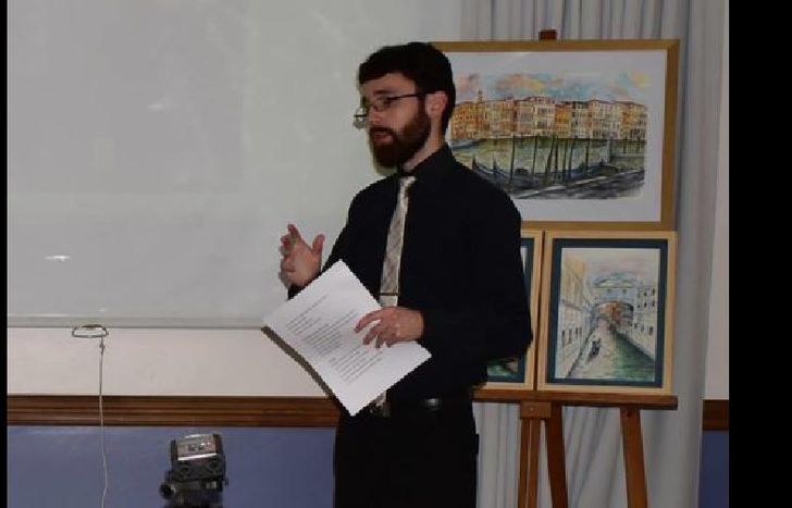 este jueves comenzará a dictar un taller literario.