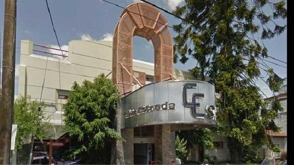 vecinos de lanus piden que se reabra una clinica abandonada