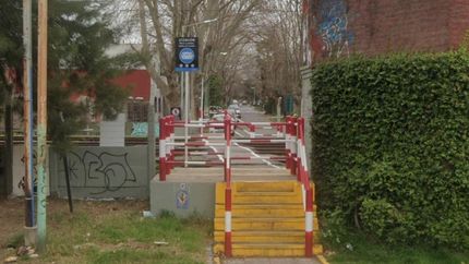 El cruce peatonal donde ocurrió el hecho.