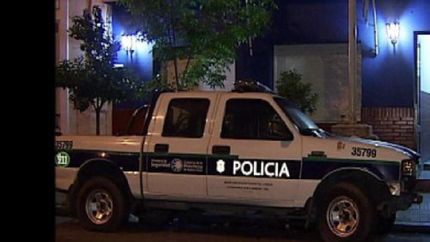 un hombre de 72 anos murio cuando dos ladrones entraron a su casa