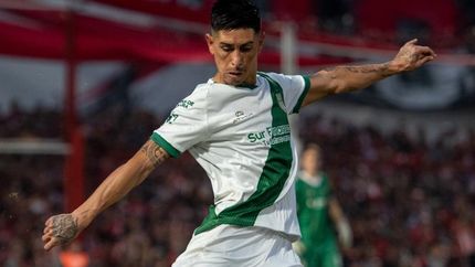 Olivera jugó 16 partidos en el Taladro.