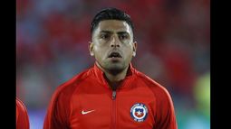 Jara participó de los mundiales 2010 y 2014 con la Roja y se consagró en las Copas América en 2015 y 2016.