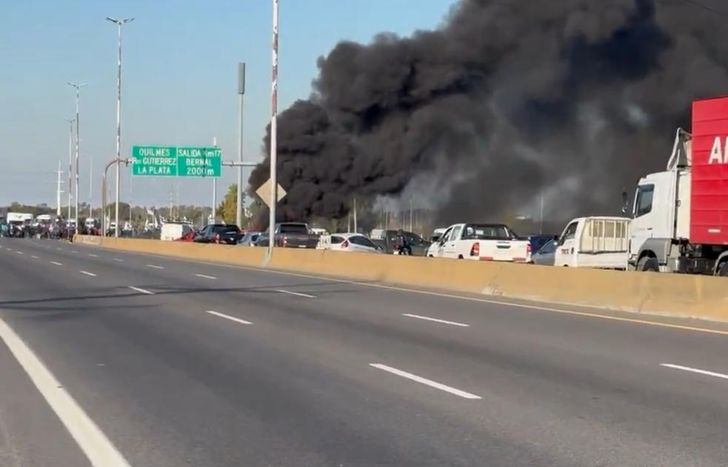 Cortes en los principales accesos a CABA.