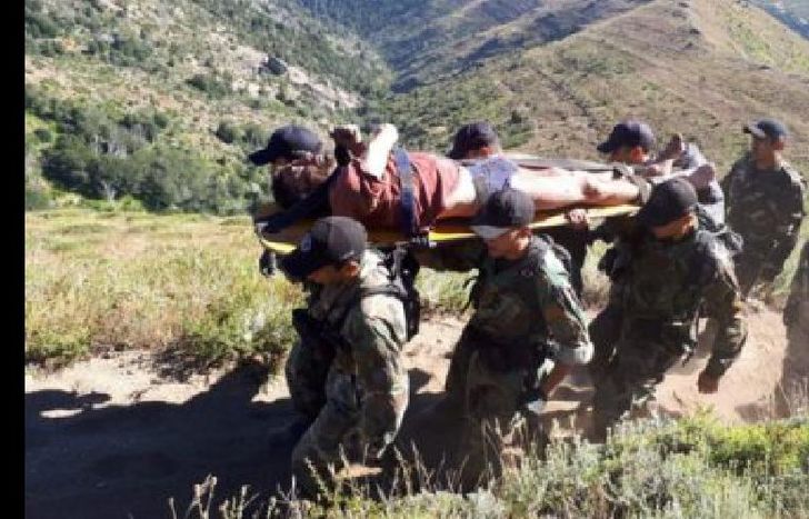 Está en coma inducido.