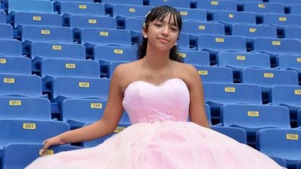 Las chicas pueden cumplir su sueño y sacarse fotos en la Bombonera o el Monumental.