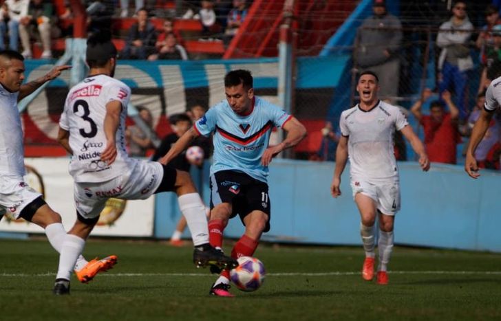 Brown iguala 1-1 con Estudiantes por la Primera Nacional.