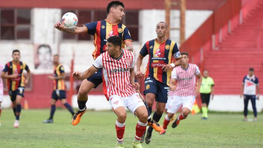 López peleó todas y jugó los noventa minutos.
