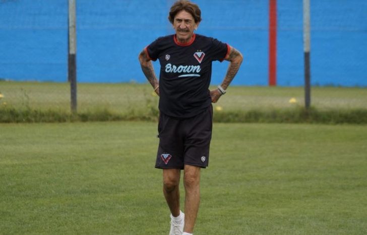 Pablo Vico ya tiene una docena de refuerzos.