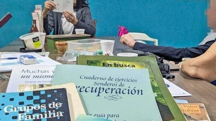 En Lomas, las reuniones son los primeros, terceros y quintos miércoles de cada mes, de 19 a 21 en la Catedral.