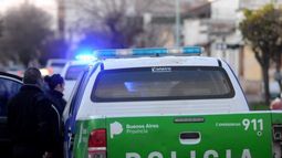 Los jóvenes portaban un arma de fuego.