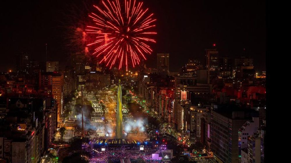 Gran fiesta en la 9 de Julio.