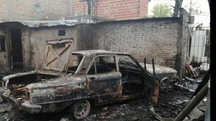 Así quedó el hogar, un Falcon perdido en las llamas.