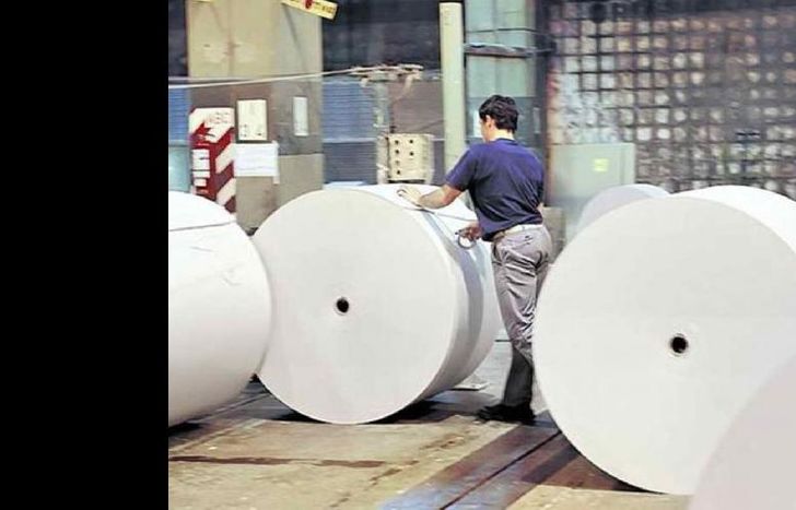 Una empresa monopólica, ahora con sin regulación del Estado.