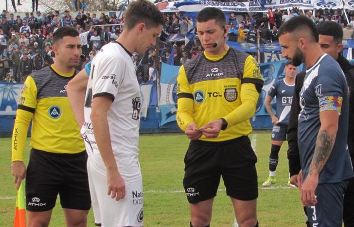 Los capitanes Otermín y Benaducci.