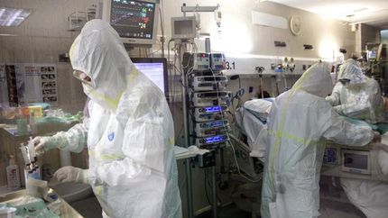 Hay 5.092 personas internadas en terapia intensiva.