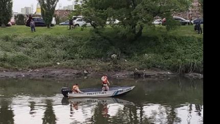 Trabajó la prefectura naval en el lugar.