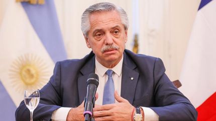 el dolar blue, cerca de los $500: alberto fernandez responsabilizo a la derecha