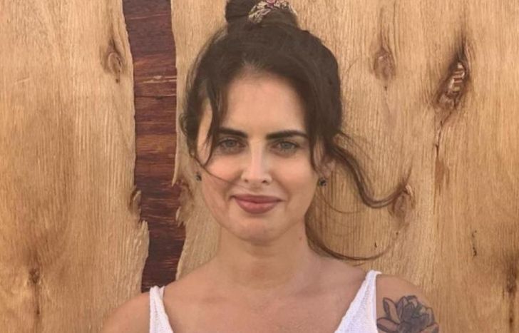 La rosarina sigue internada.