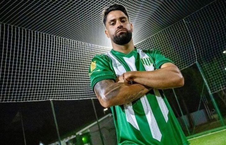 El 9 se aleja de Taladro.