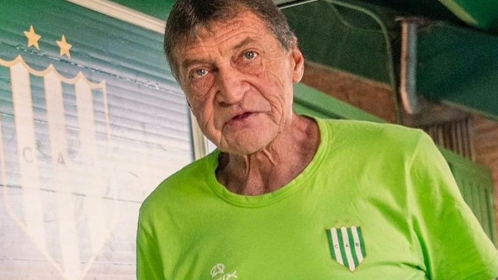 Falcioni ya tiene a su extremo para Banfield.