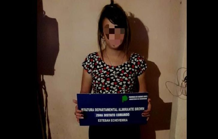 Estaba integrada por un hombre y tres mujeres.