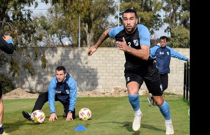 enzo baglivo fue dirigido dos veces por aldirico.