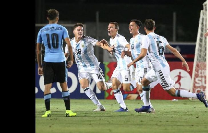 Argentina ya jugó con Uruguay y le ganó: fue 1-0 en fase de grupos.