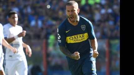Darío Benedetto fue el más ovacionado y abrió el triunfo de Boca con un penal.