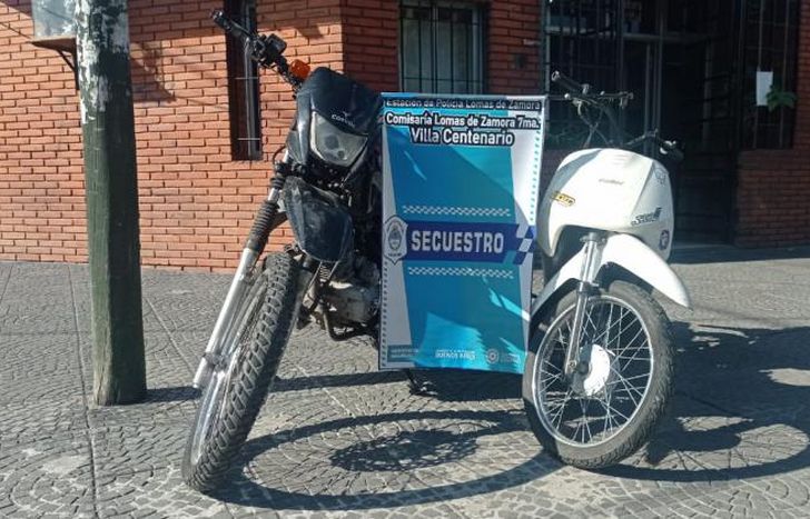 Se secuestraron motos, armas y celulares.