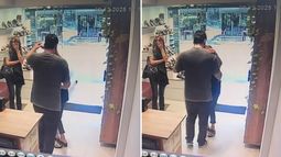 Martín, el vendedor del comercio de Lomas, lo dejó todo en su rol como empleado. Martín, el vendedor del comercio de Lomas, lo dejó todo en su rol como empleado.