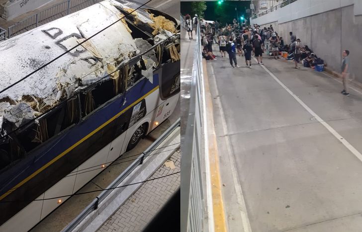 El micro quedó incrustado en el paso bajo nivel de Banfield.