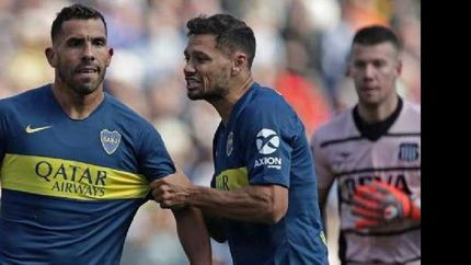 Gustavo Alfaro se decidió por Mauro Zárate en lugar de Carlos Tevez para jugar en Córdoba.